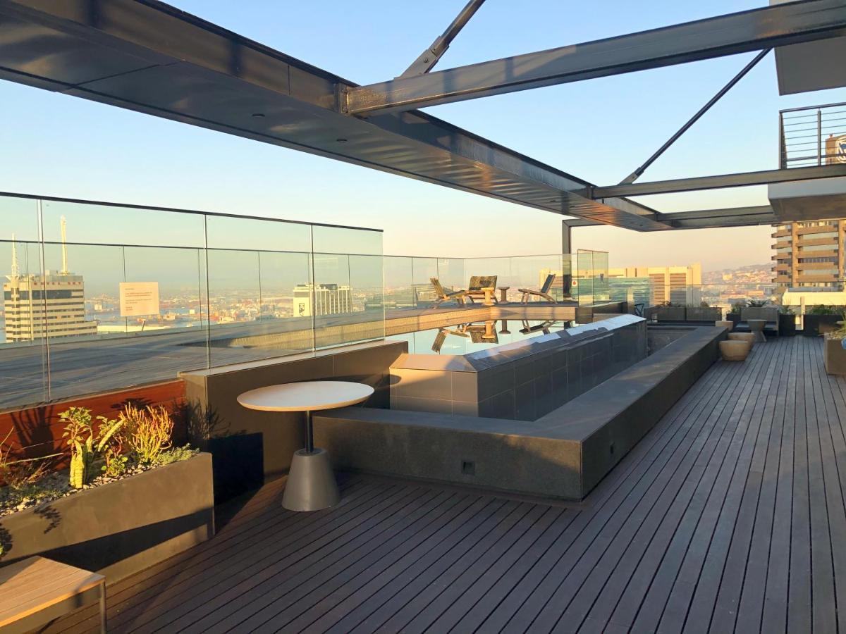 16 On Bree Luxury Studio Apartment With City Mountain Views Ciudad del Cabo Exterior foto
